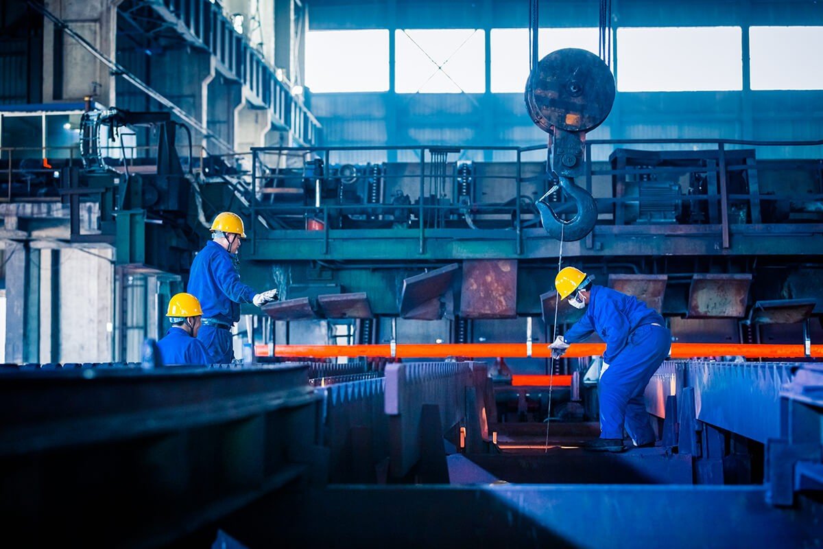 interior-view-steel-factory (1)